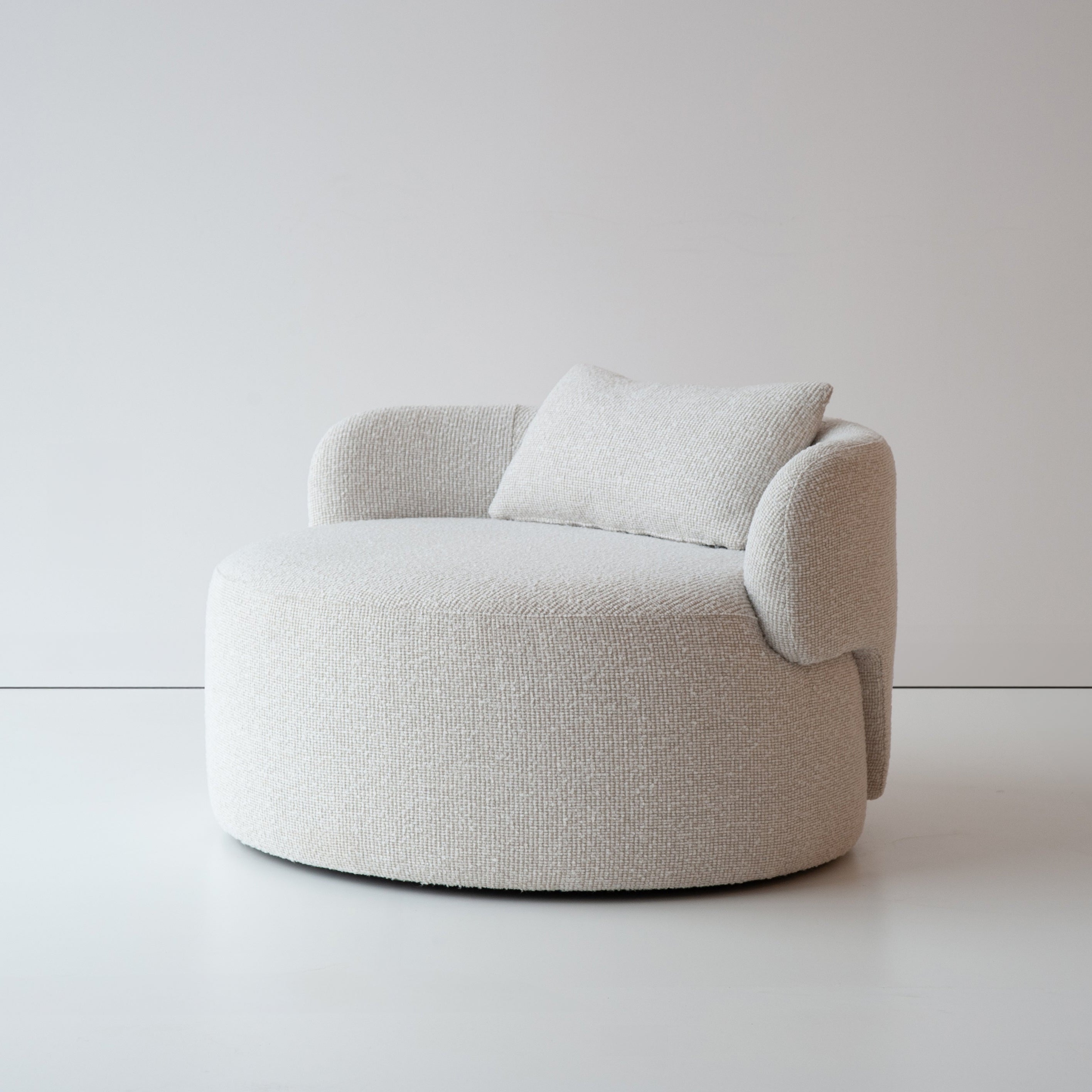 hollis morris shoal white front