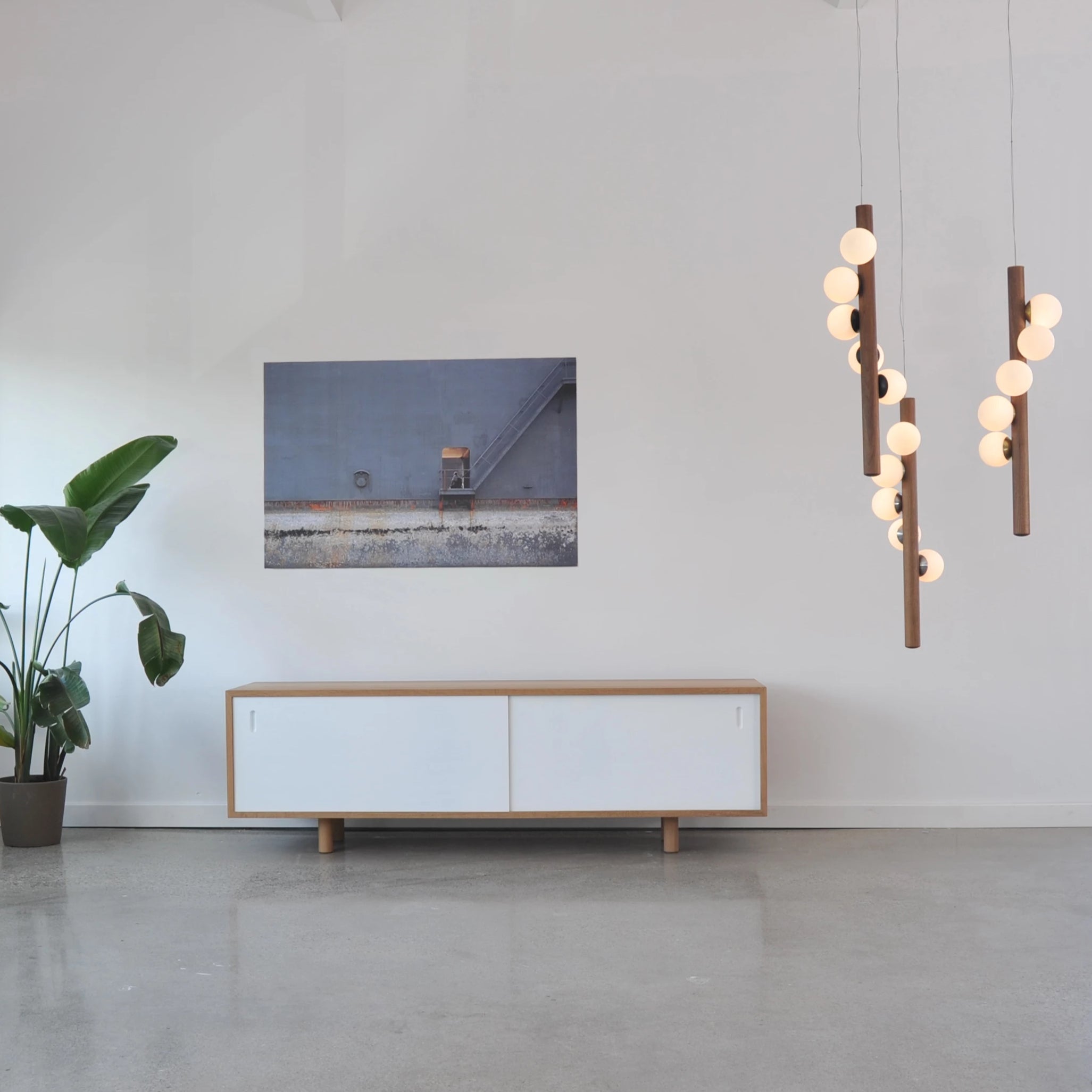 Willow Vertical Pendant