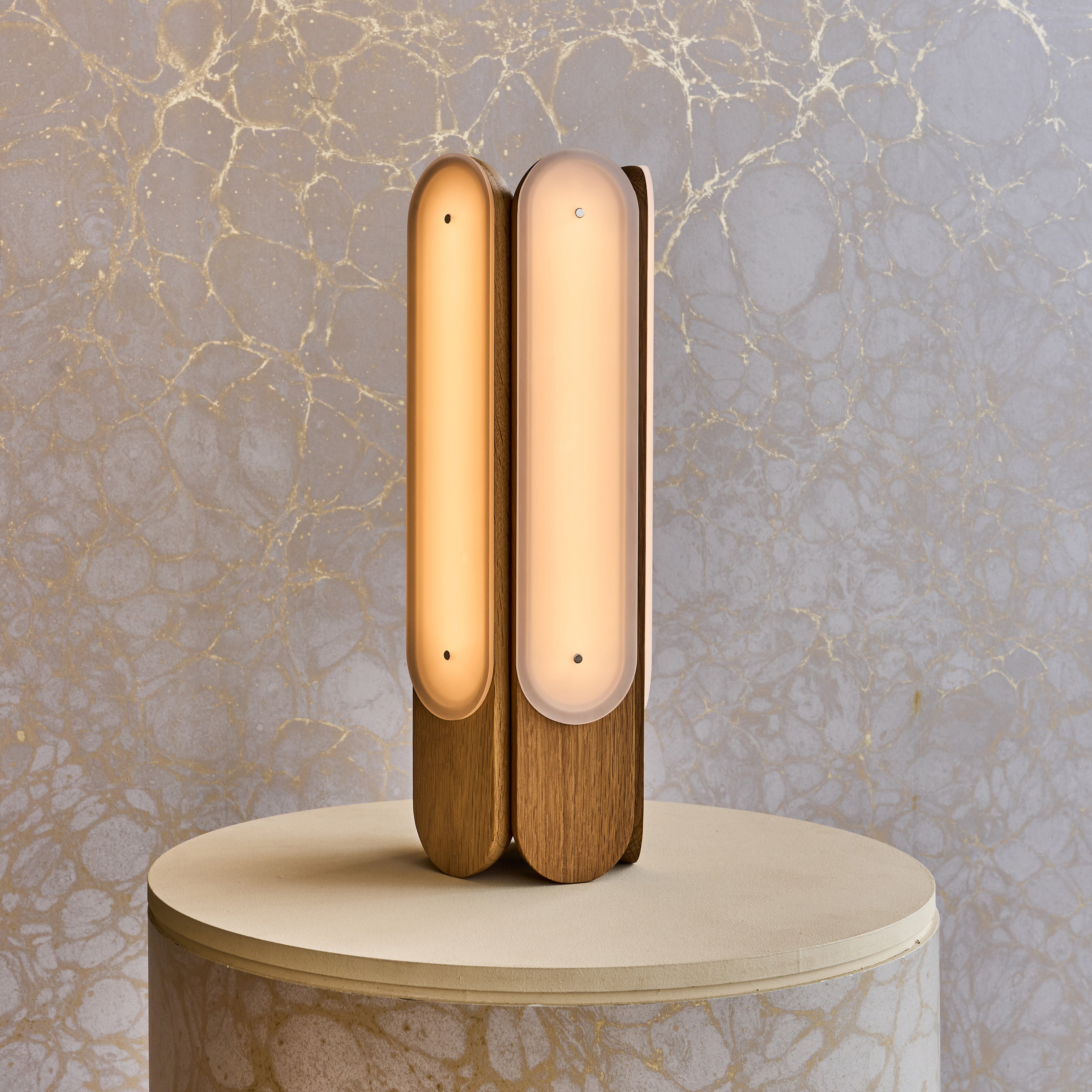 hollis morris beaufort table lamp calico square